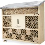 WILDLIFE HOME Bijenhotel insectenhotel met metalen dak, onbehandeld, bijenhuis van massief hout voor bijen, lieveheersbeestjes en haarvliegen, insectenhuis, nesthulp, insectenhotel om op te hangen