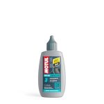 Motul Smeermiddel voor fietskettingen voor natte omstandigheden, slijt- en roestbescherming, bijzonder waterbestendig, fles met druppelpunt, Bike Care Chain Lube Wet Road, 100 ml