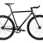 Beste single speed fiets FabricBike Original - Fixed Gear Bike, 28 inch, Fixie Bike, Single Speed, Frame Hi-Ten Acier, 10.45kg (M maat). (Fully Matte Black, M-53cm)