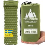 TRINORDIC Ultralichte Opblaasbare Camping Mat met Kussen - Enkele Luchtmatras voor Ruimtebesparend Comfort - Duurzame, Lichtgewicht Campinguitrusting voor Outdoor Avonturen - Bosgroen
